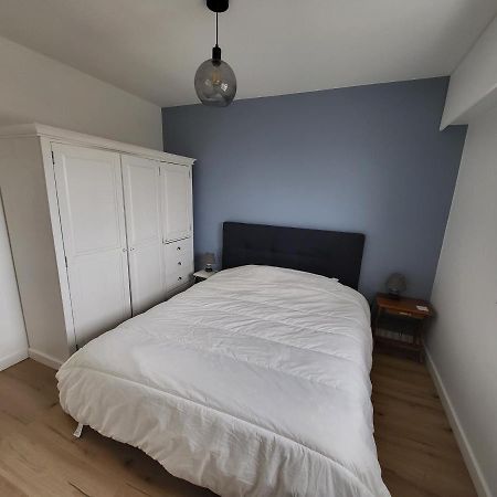 Appartement T2 Face Plage Avec Balcon, Cuisine Equipee Et Tv - Fr-1-92-908 Ле-Сабль-д'Олонн Екстер'єр фото