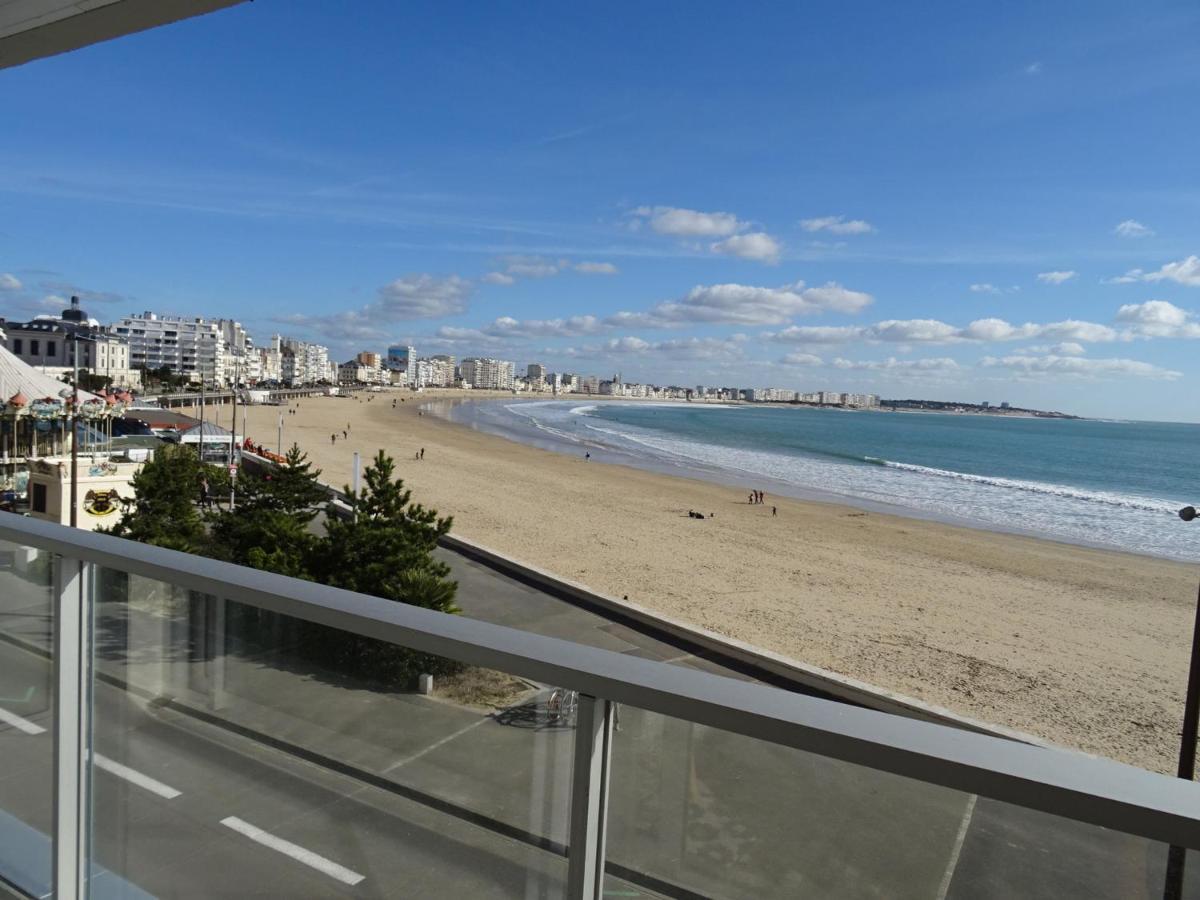 Appartement T2 Face Plage Avec Balcon, Cuisine Equipee Et Tv - Fr-1-92-908 Ле-Сабль-д'Олонн Екстер'єр фото
