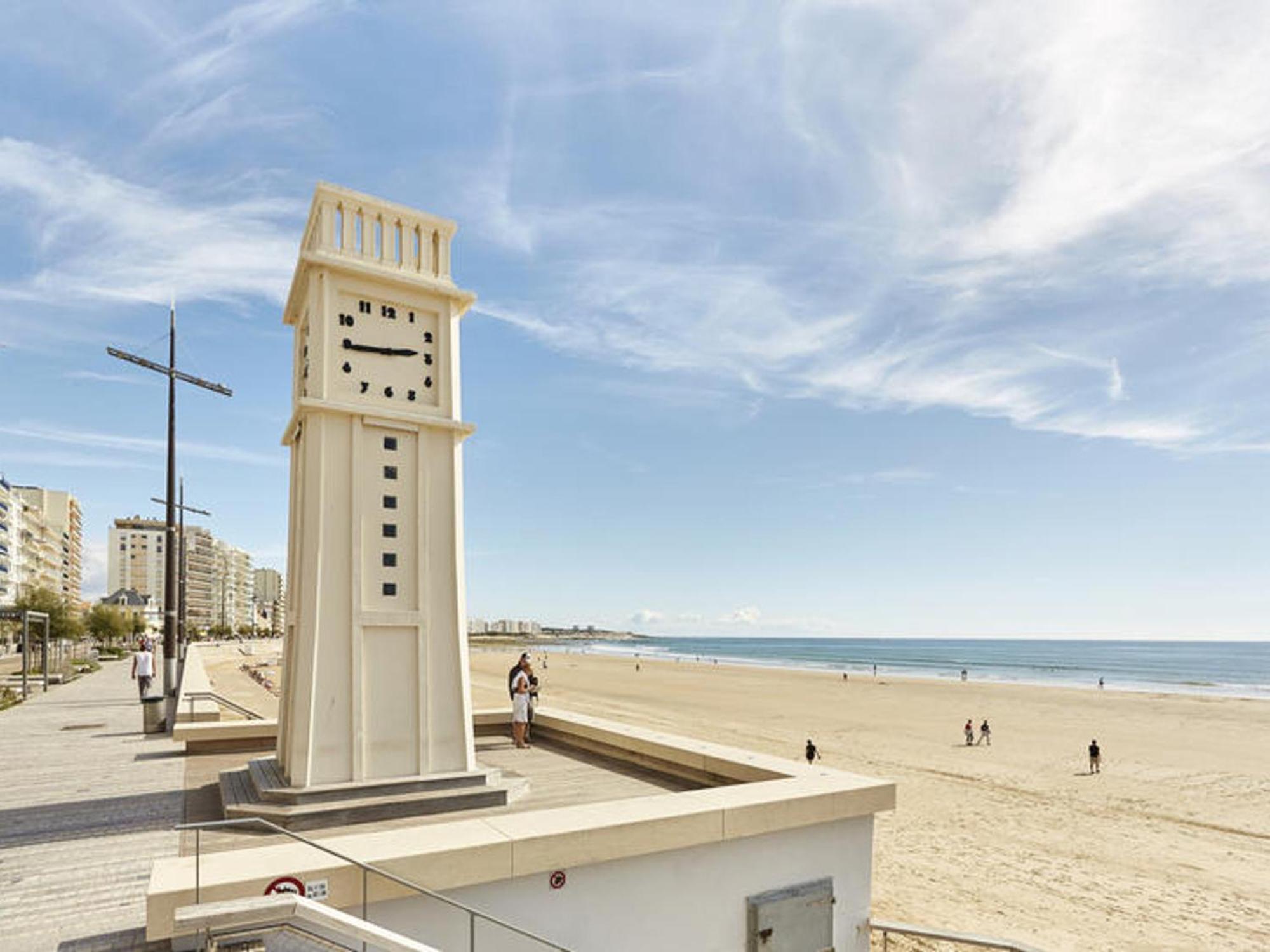 Appartement T2 Face Plage Avec Balcon, Cuisine Equipee Et Tv - Fr-1-92-908 Ле-Сабль-д'Олонн Екстер'єр фото